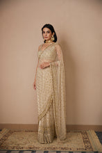 Load image into Gallery viewer, OFF WHITE BOOTI SAREE SET