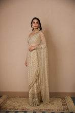 Load image into Gallery viewer, OFF WHITE BOOTI SAREE SET