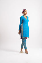 Load image into Gallery viewer, Firozi V Neck Multi Geo Pant Kurta Set