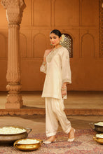 Load image into Gallery viewer, Short kurta with salwar
