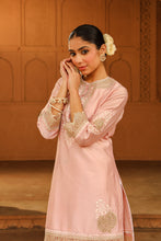 Load image into Gallery viewer, Short kurta with dhoti
