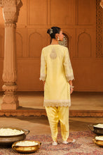 Load image into Gallery viewer, Short kurta with dhoti
