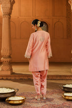 Load image into Gallery viewer, Short kurta with salwar
