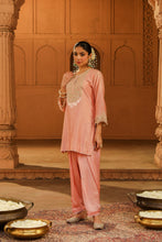 Load image into Gallery viewer, Short kurta with salwar
