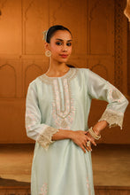 Load image into Gallery viewer, Short kurta with dhoti
