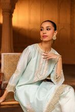 Load image into Gallery viewer, Short kurta with dhoti
