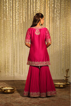 Load image into Gallery viewer, AAIRA - HOT PINK
