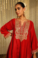 Load image into Gallery viewer, MEHREEN - DEEP RED
