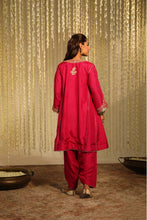 Load image into Gallery viewer, MEHER - HOT PINK
