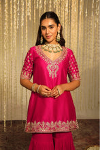 Load image into Gallery viewer, AAIRA - HOT PINK

