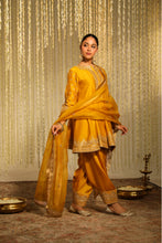 Load image into Gallery viewer, WARIZAH - GLAZE MUSTARD
