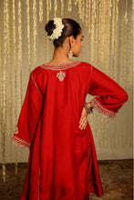 Load image into Gallery viewer, MEHREEN - DEEP RED
