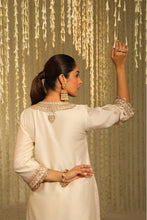 Load image into Gallery viewer, ENISA - DAISY IVORY
