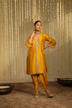 Load image into Gallery viewer, UMRAH - GLAZE MUSTARD
