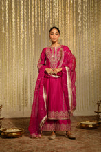 Load image into Gallery viewer, MAHIKA - HOT PINK
