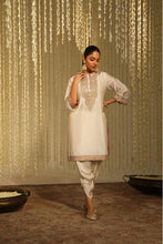 Load image into Gallery viewer, ENISA - DAISY IVORY
