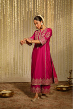 Load image into Gallery viewer, MAHIKA - HOT PINK
