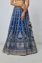 Load image into Gallery viewer, Rudrani Lehenga Set
