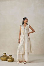 Load image into Gallery viewer, Kurta Pallazo Set
