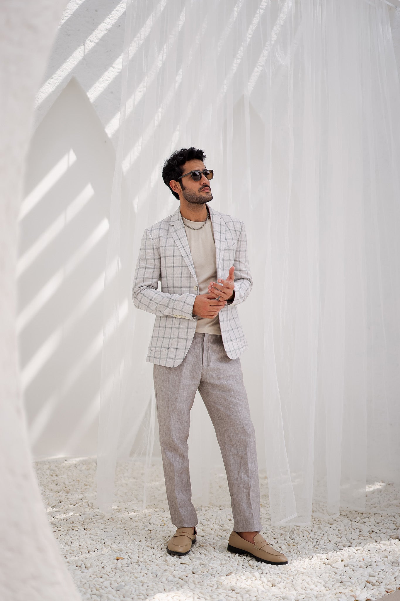 Par chment Plaid Checks Blazer And Trouser