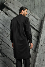 Load image into Gallery viewer, Noir Katdana Kurta Set
