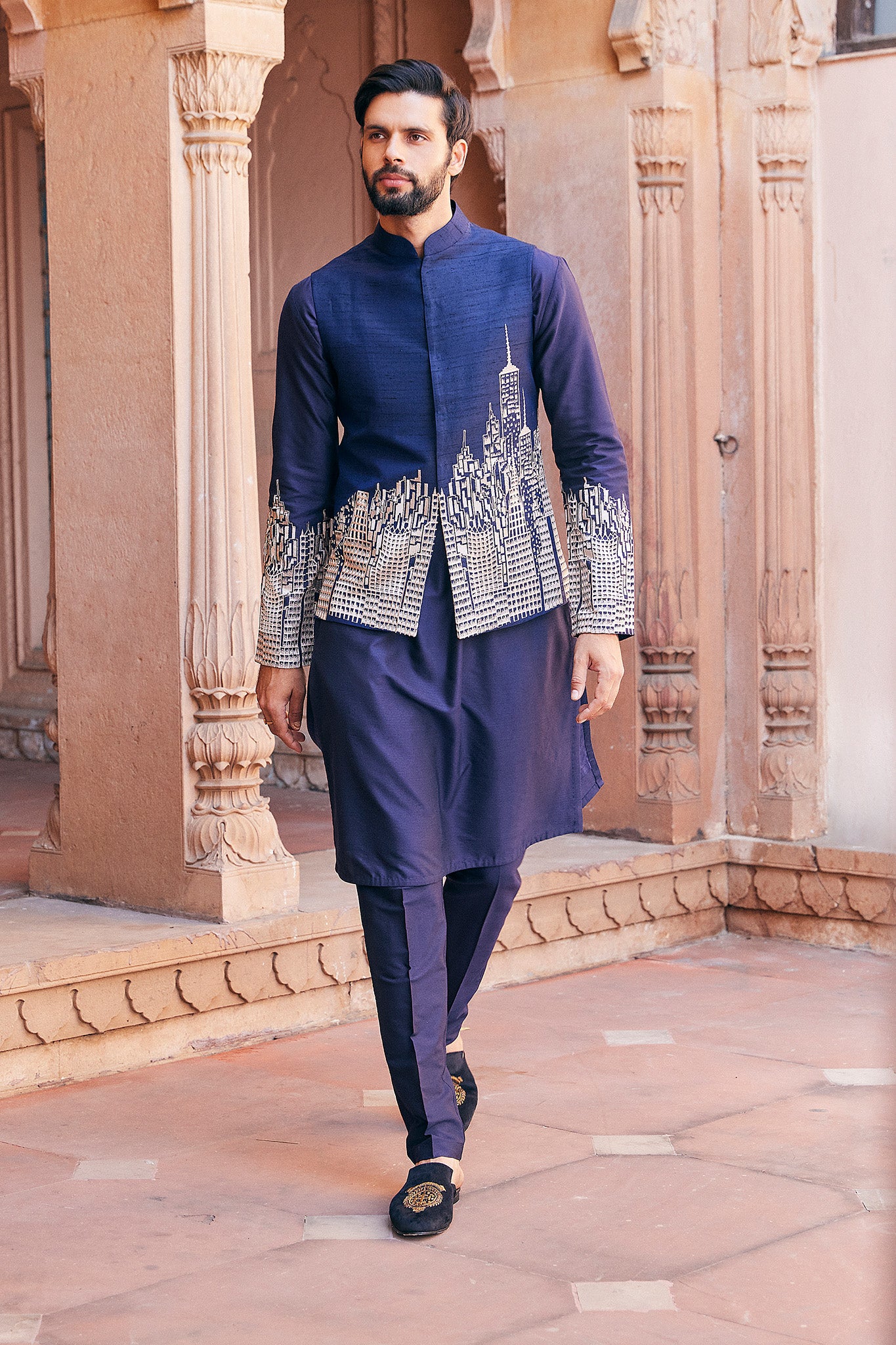 Abstract Design Embroidered Bundi Set 