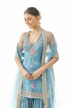 Load image into Gallery viewer, Dhvanika Halter Set

