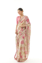 Load image into Gallery viewer, Aavika Saree Set
