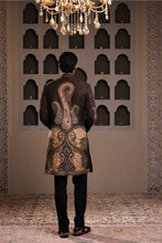 Load image into Gallery viewer, AMAWAR ACHKAN BLACK KURTA TROUSER
