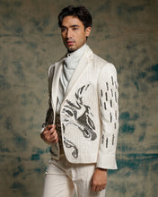 Load image into Gallery viewer, Tusk Nandi embriodered blazer set
