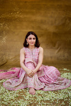 Load image into Gallery viewer, Soha Ali Khan in Dhruvi Sharara Set

