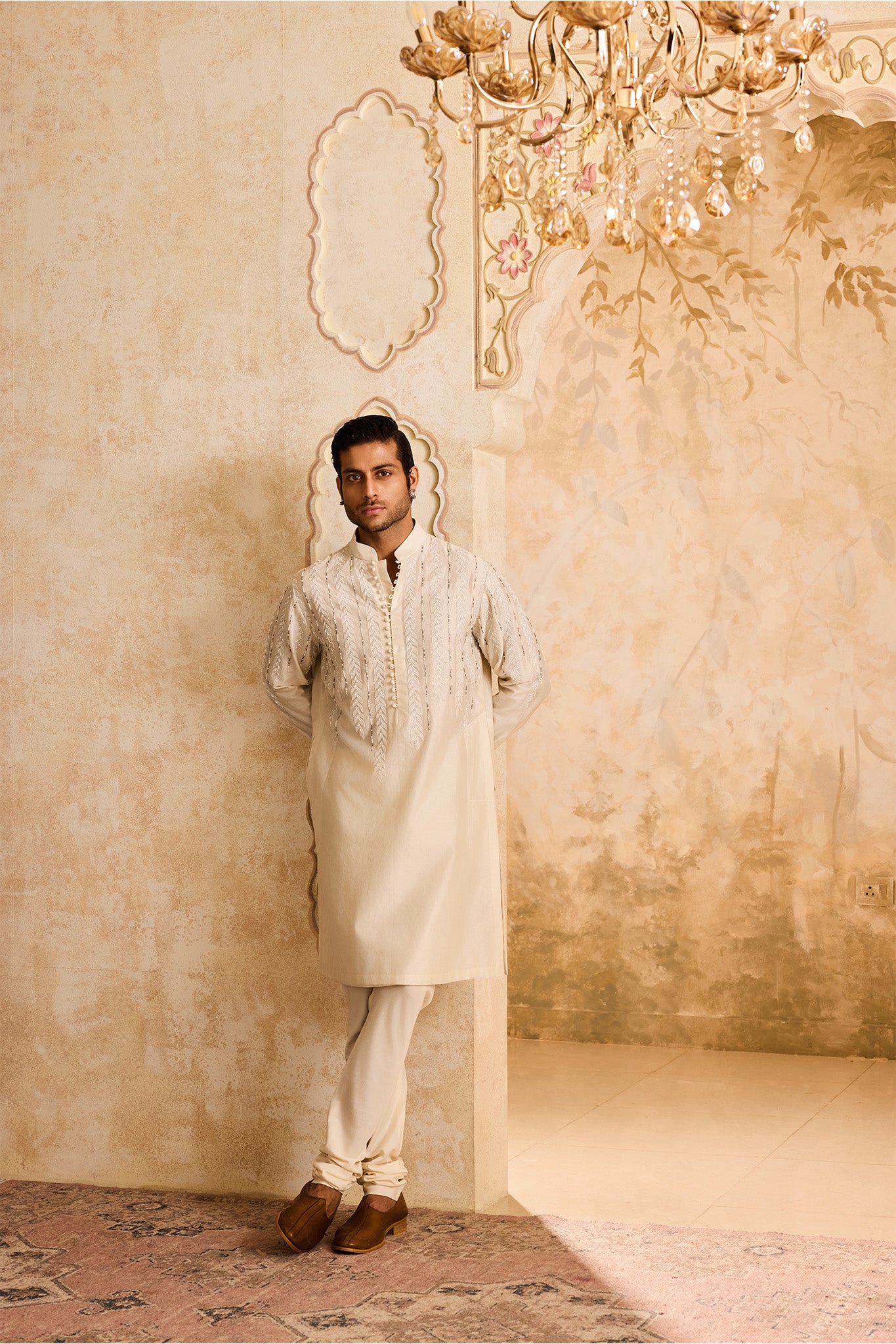 EMBROIDRED IVORY APPLIQUE WORK KURTA CHURIDAR