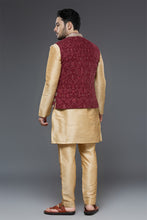 Load image into Gallery viewer, Wine and Beige Vest Set
