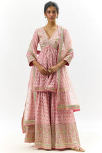 Load image into Gallery viewer, Tanvi Peplum Set
