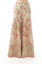 Load image into Gallery viewer, Dhvanika Halter Set
