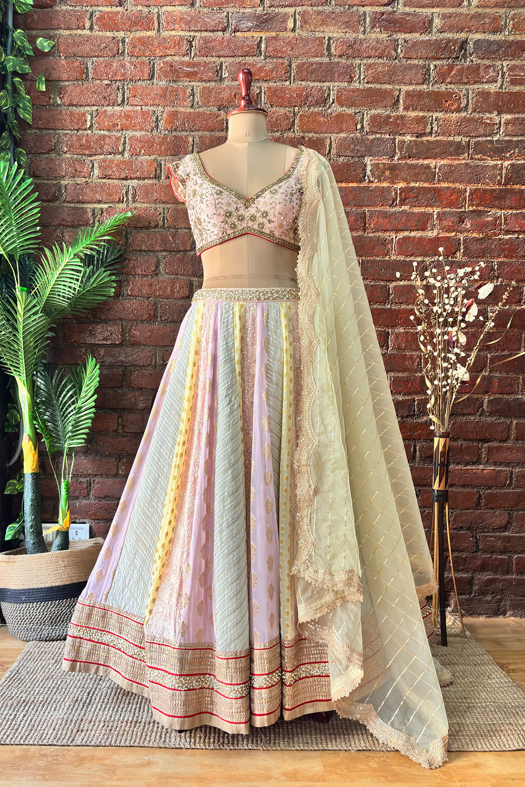 Multipanel Sharmily lehenga set