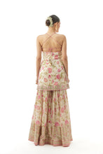 Load image into Gallery viewer, Dhvanika Halter Set
