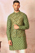 Load image into Gallery viewer, Geometric Green Chanderi Silk Kurta Bundi Set
