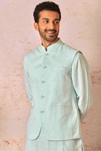 Load image into Gallery viewer, Linen Kaantha Stitch Sky Blue Kurta and Bundi Set

