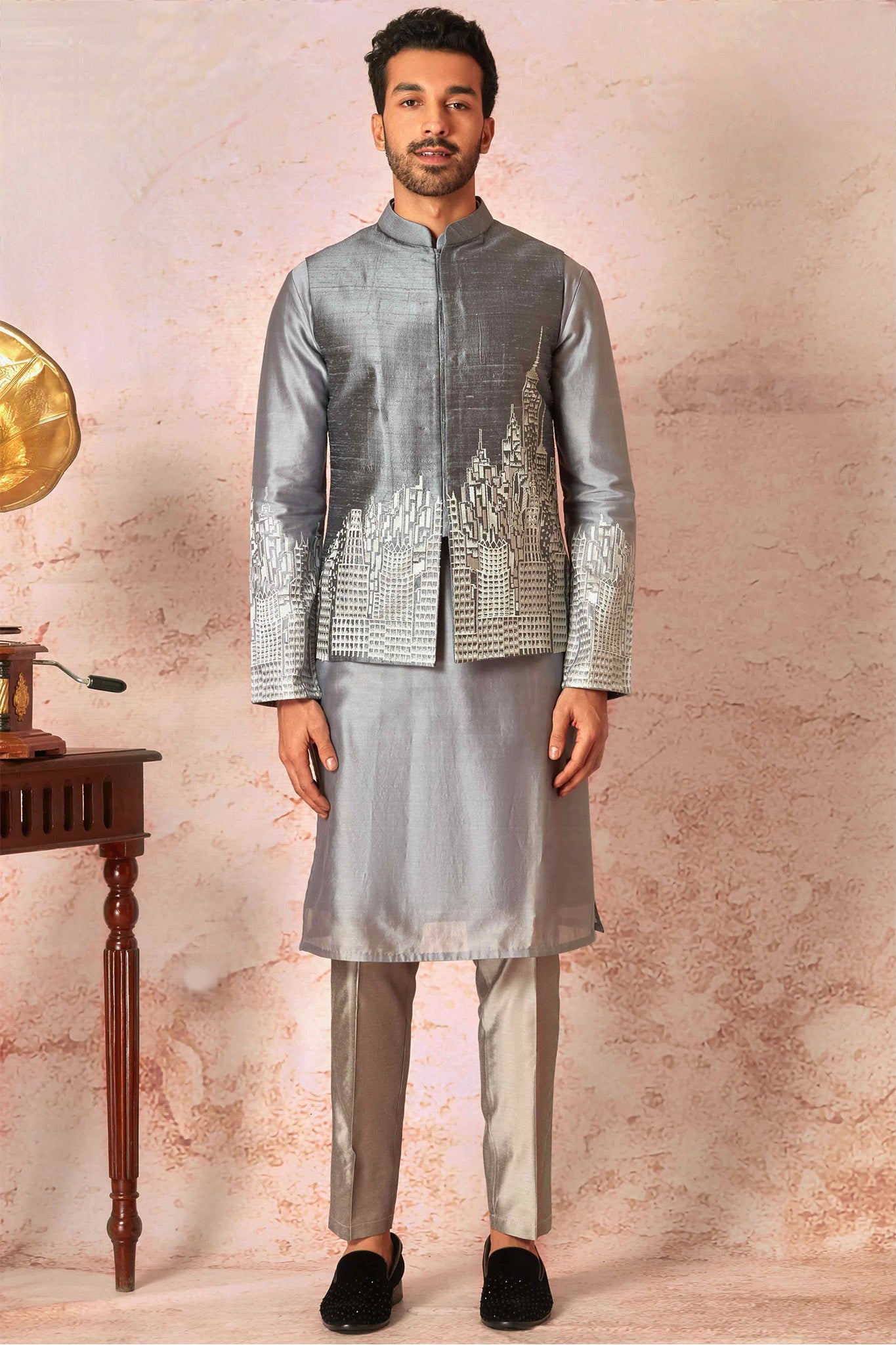 Grey City Design Embroidered Bundi Set 