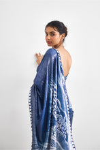 Load image into Gallery viewer, Swirl Sequence Saree
