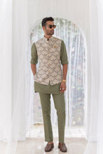 Load image into Gallery viewer, Sage Green Paisley Printed Bundi Set

