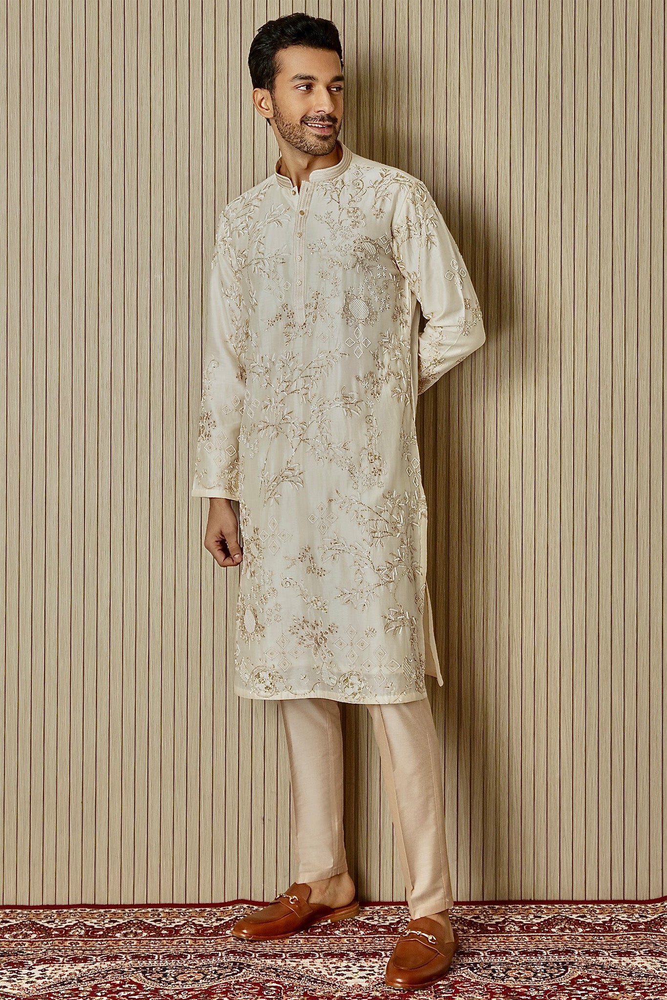 Ivory Opulence Chanderi Silk Kurta with Sequin, Dabka, Moti, and Resham Embroidery