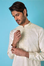 Load image into Gallery viewer, Ivory Glamour Jacquard Print Mirror Embroidered Kurta
