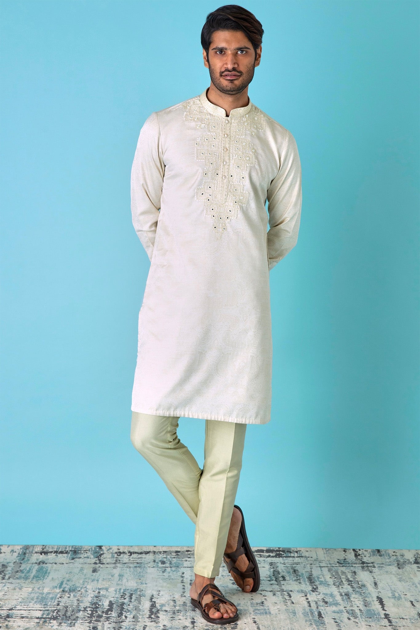 Ivory Glamour Jacquard Print Mirror Embroidered Kurta