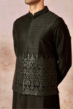 Load image into Gallery viewer, Sleek Black Silk Leather-Embellished Bundi &amp; Kurta Set
