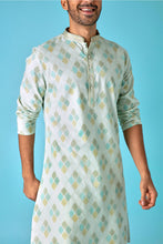Load image into Gallery viewer, Emerald Elegance Diamond Print Jaquard Green Kurta
