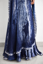 Load image into Gallery viewer, Swirl Lehenga
