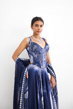 Load image into Gallery viewer, Swirl Lehenga
