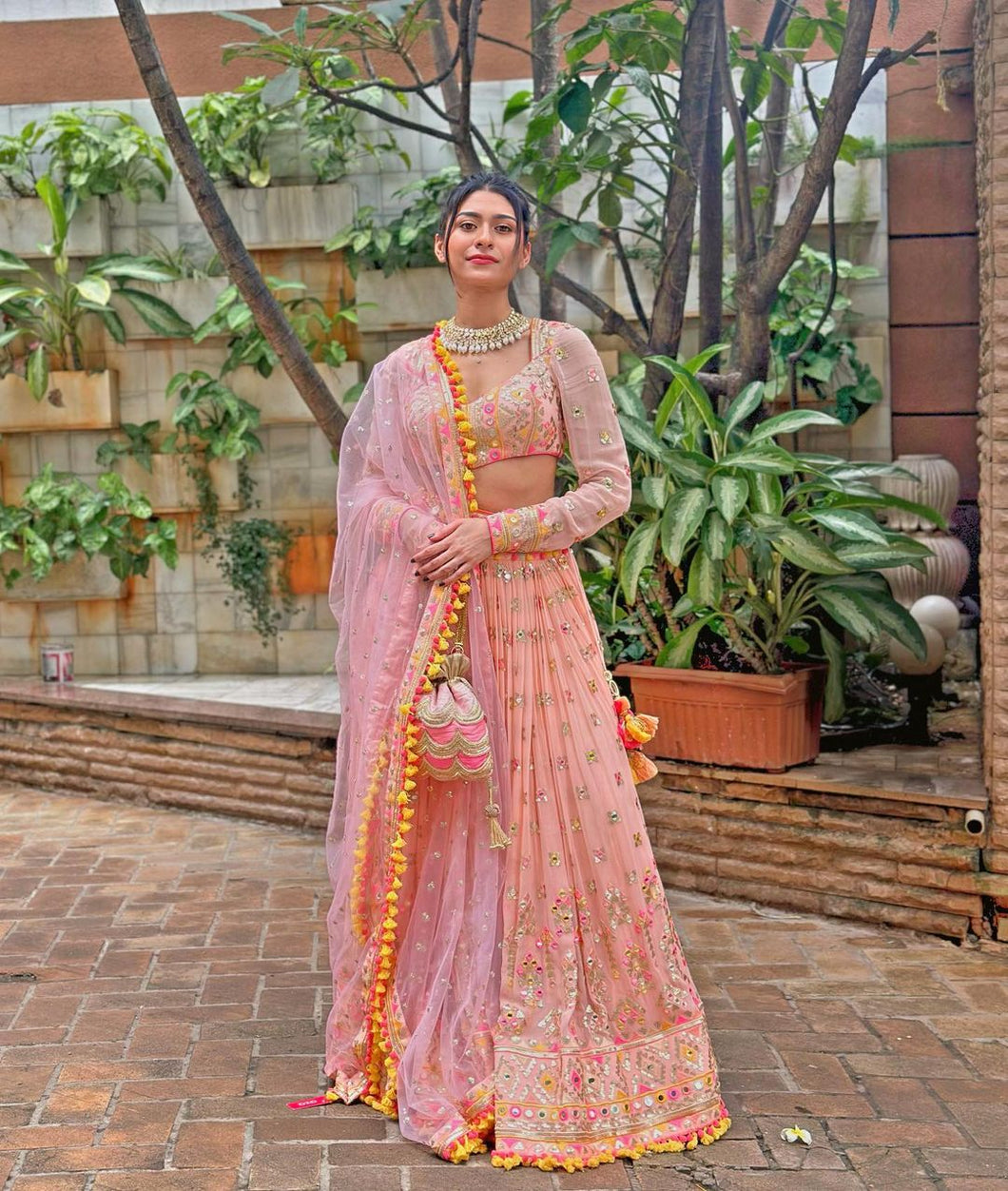 Nidhi Mehhta In